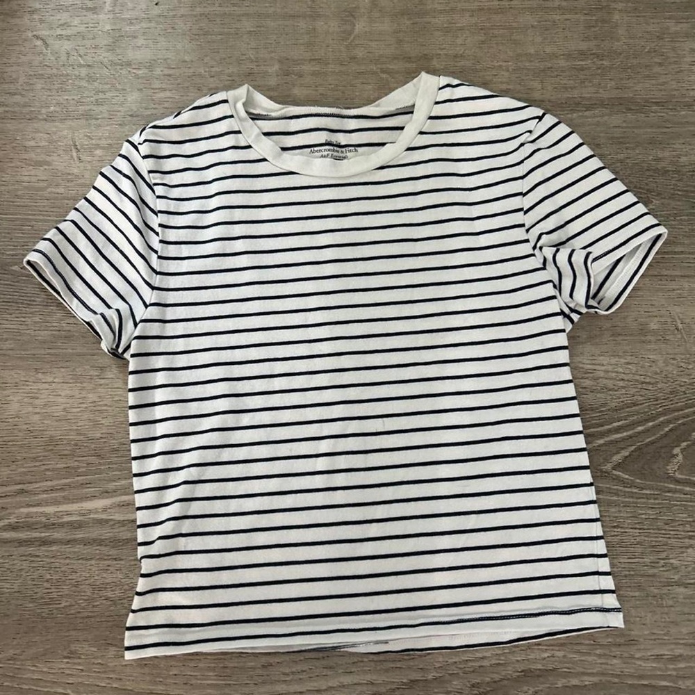 Abercrombie & Fitch White Tee with Navy Stripes